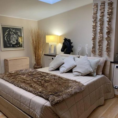 Residenza Taliedo, In Casa Privata, Abitata, Solo Camera Doppia E Bagno Personale มิลาน ภายนอก รูปภาพ